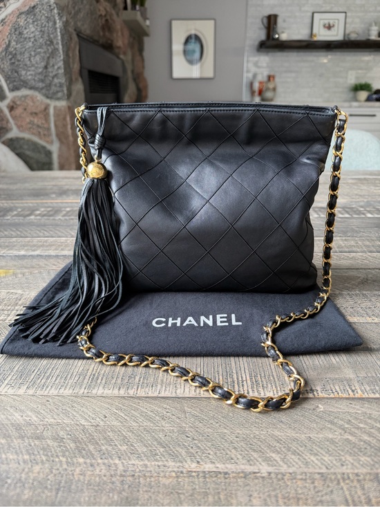 CHANEL Handbags - Vintage Chanel Quilted Tassel Shoulder Bag